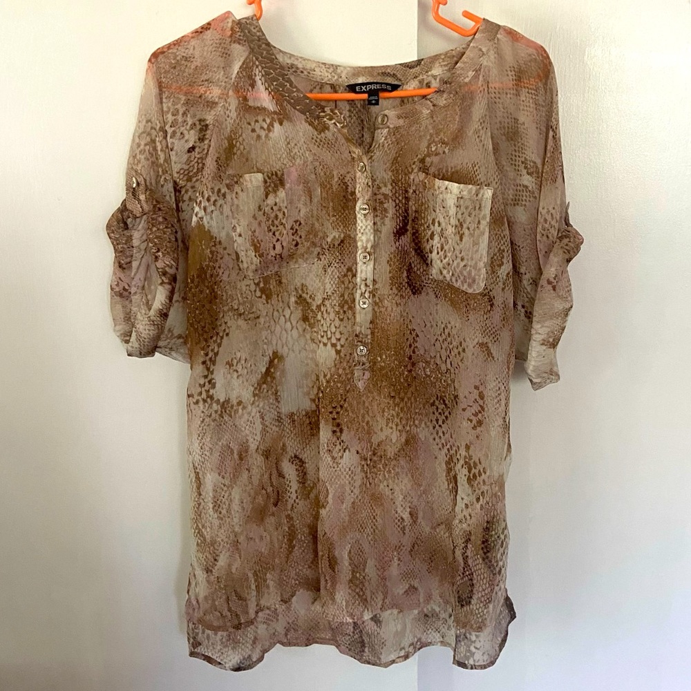 M snakeskin button up shirt